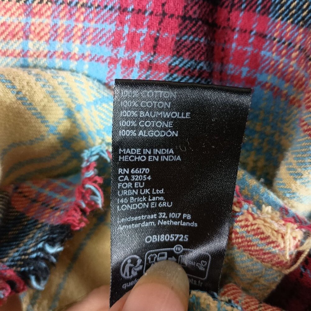 BDG Womens Distressed Plaid Button Down Shirt M Multicolor Indie Grunge 90s - Picture 6 of 9